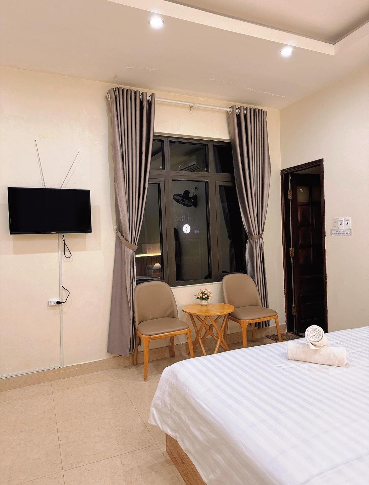 Elisa Hotel Pleiku Exterior photo